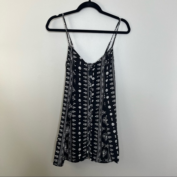 Abercrombie & Fitch aztec tribal mini dress-black, white, size small, summer - Picture 6 of 12